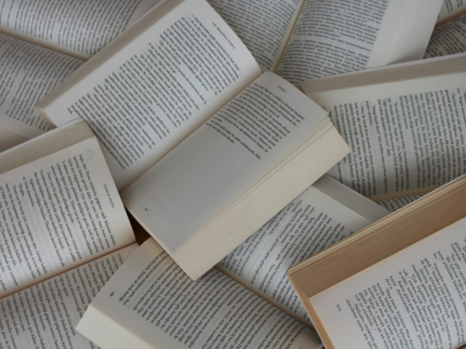 How to Get More Out of Reading Books by this 10 powerful tips