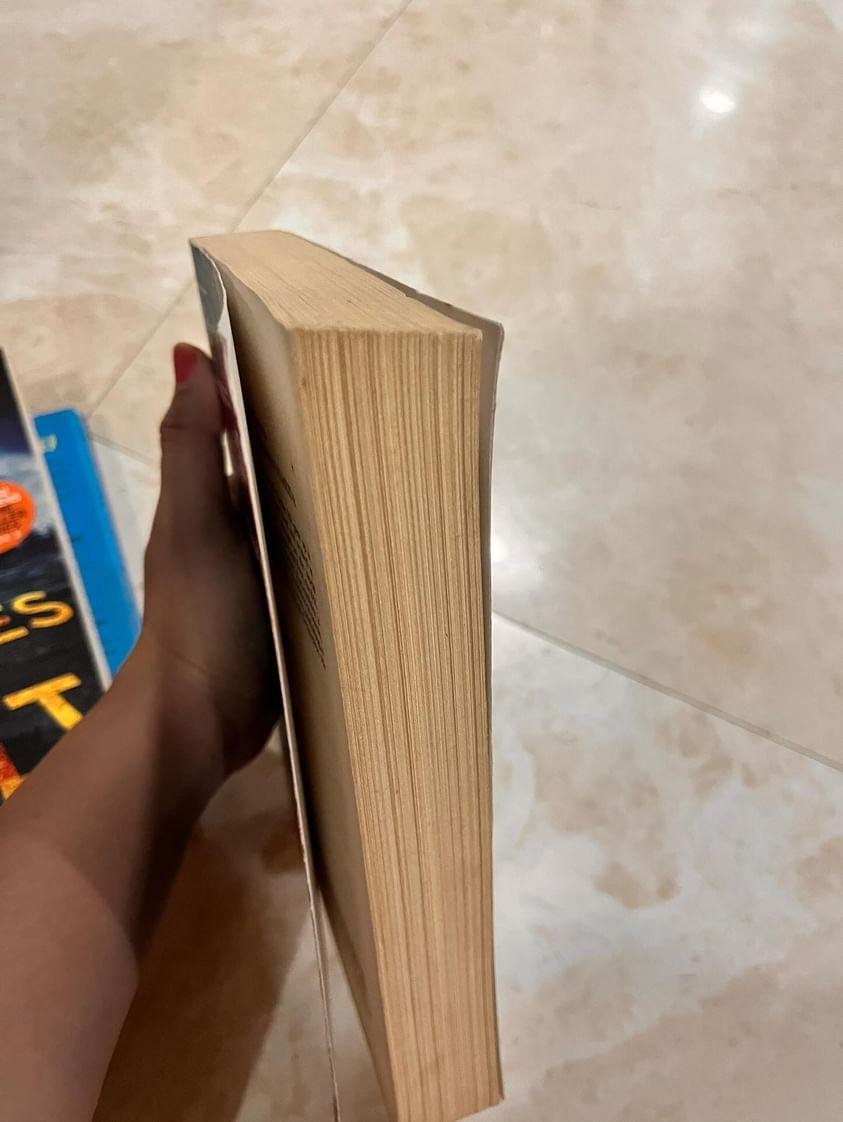 The Seven Moons Of Maali Almeida The Seven Moons Of Maali Almeida by Shehan Karunatilaka